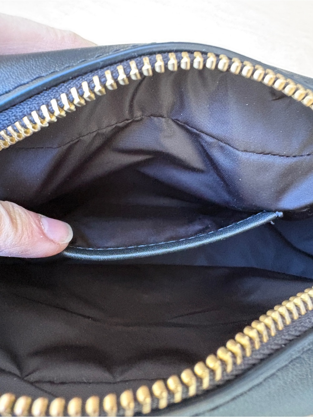 Marc Jacobs Flash Leather Bag In Black/Gold Spellout NWT (Missing Strap) - Picture 12 of 16
